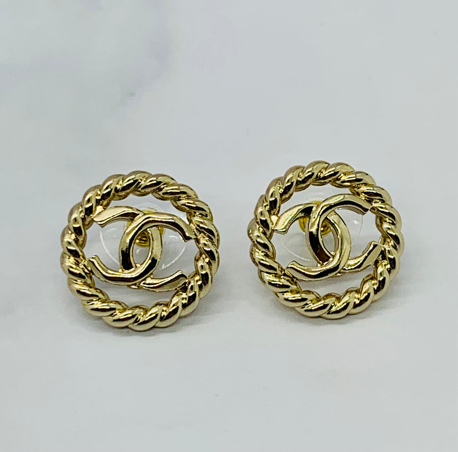 CHANEL CC Circle Earrings - Pre owned