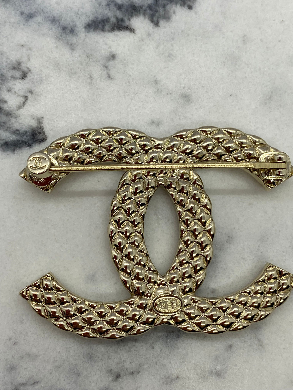 CHANEL CC Silver Tone Rhinestone Brooch Pin - Pre owned
