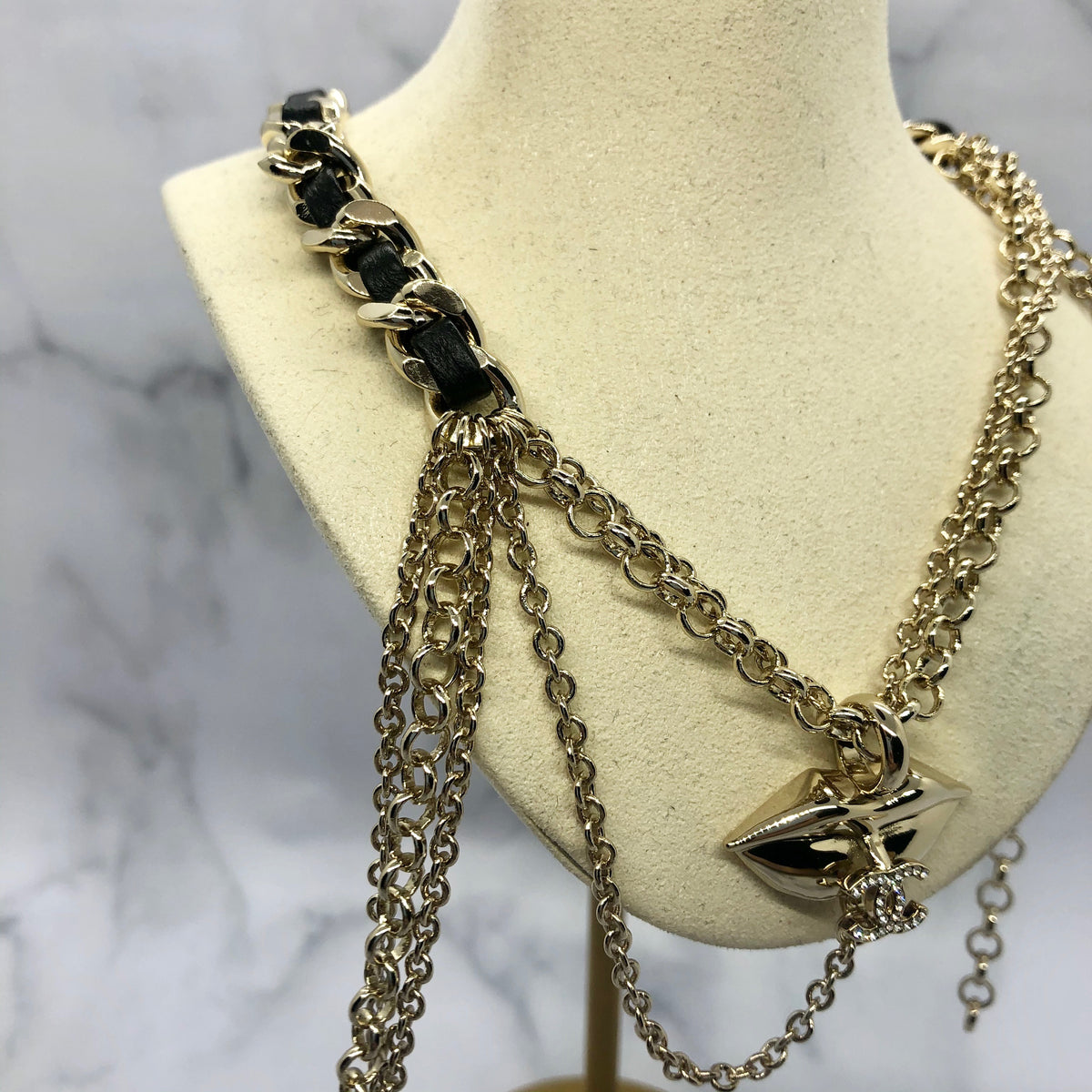 CHANEL CC Lips Chain Necklace - Pre owned