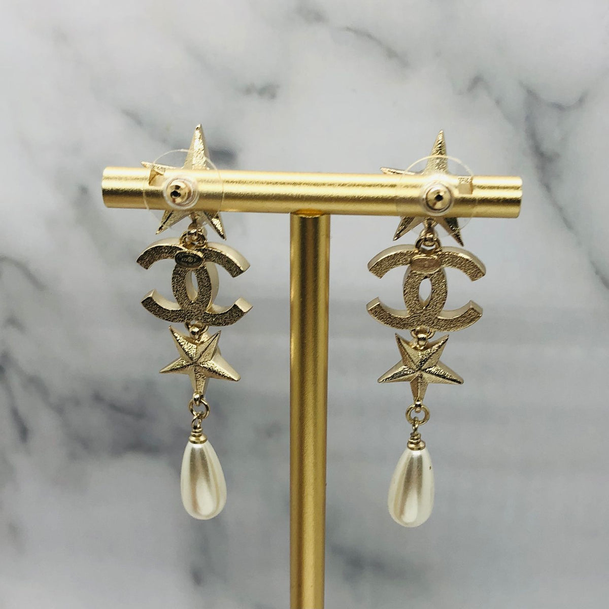 CHANEL CC Star Rhinestone Pendant Earrings - USED