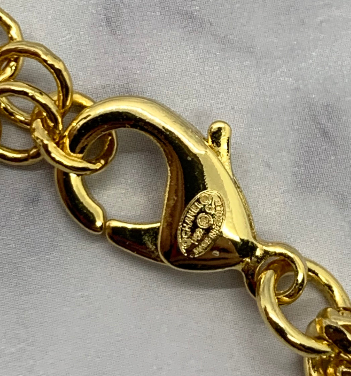 CHANEL CC White Enamel Chain Necklace - USED