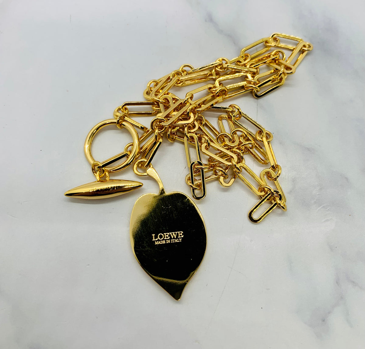 LOEWE Black Leaf Pendant Necklace - Pre owned