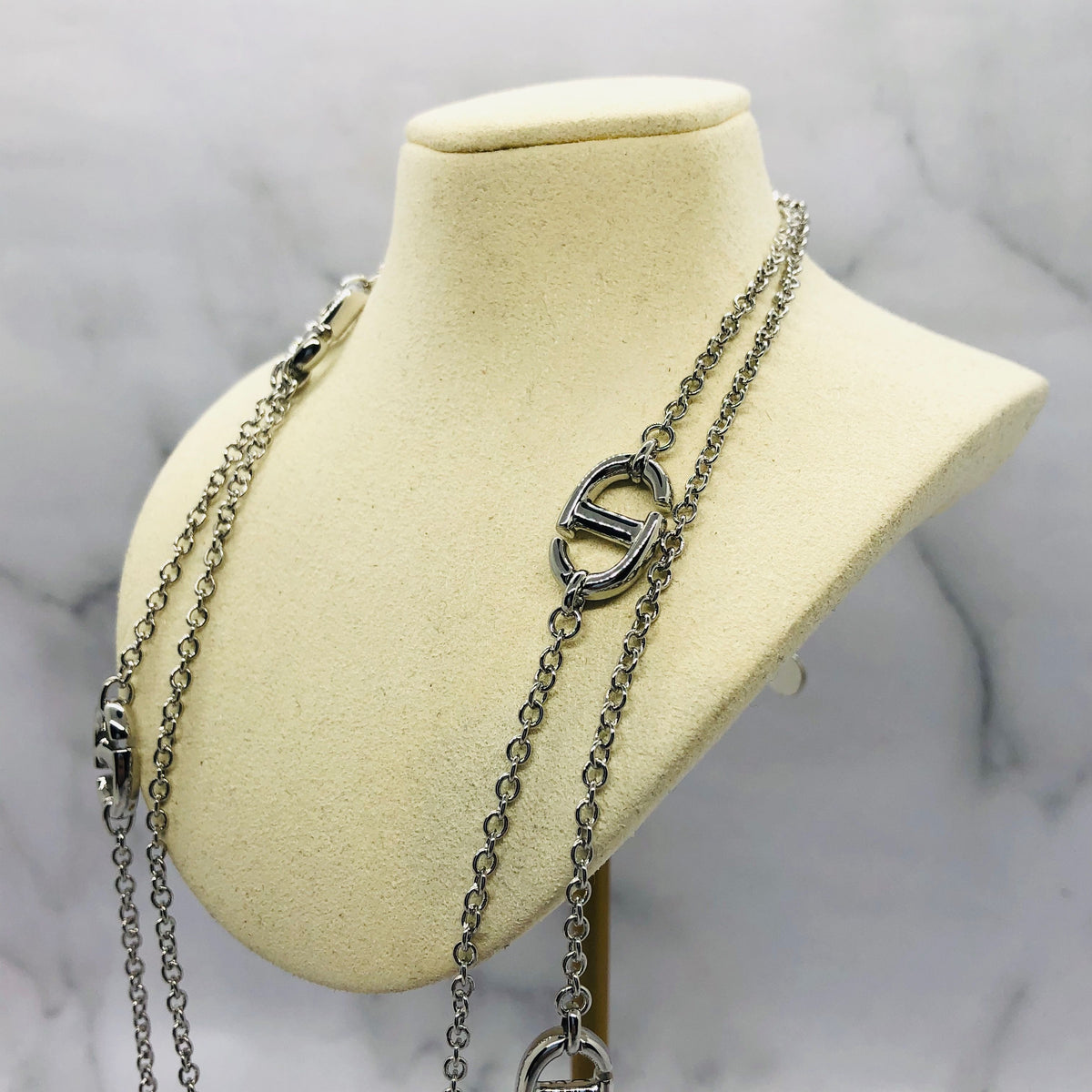 CHRISTIAN DIOR CD Silver Tone Chain Necklace - Pre owned