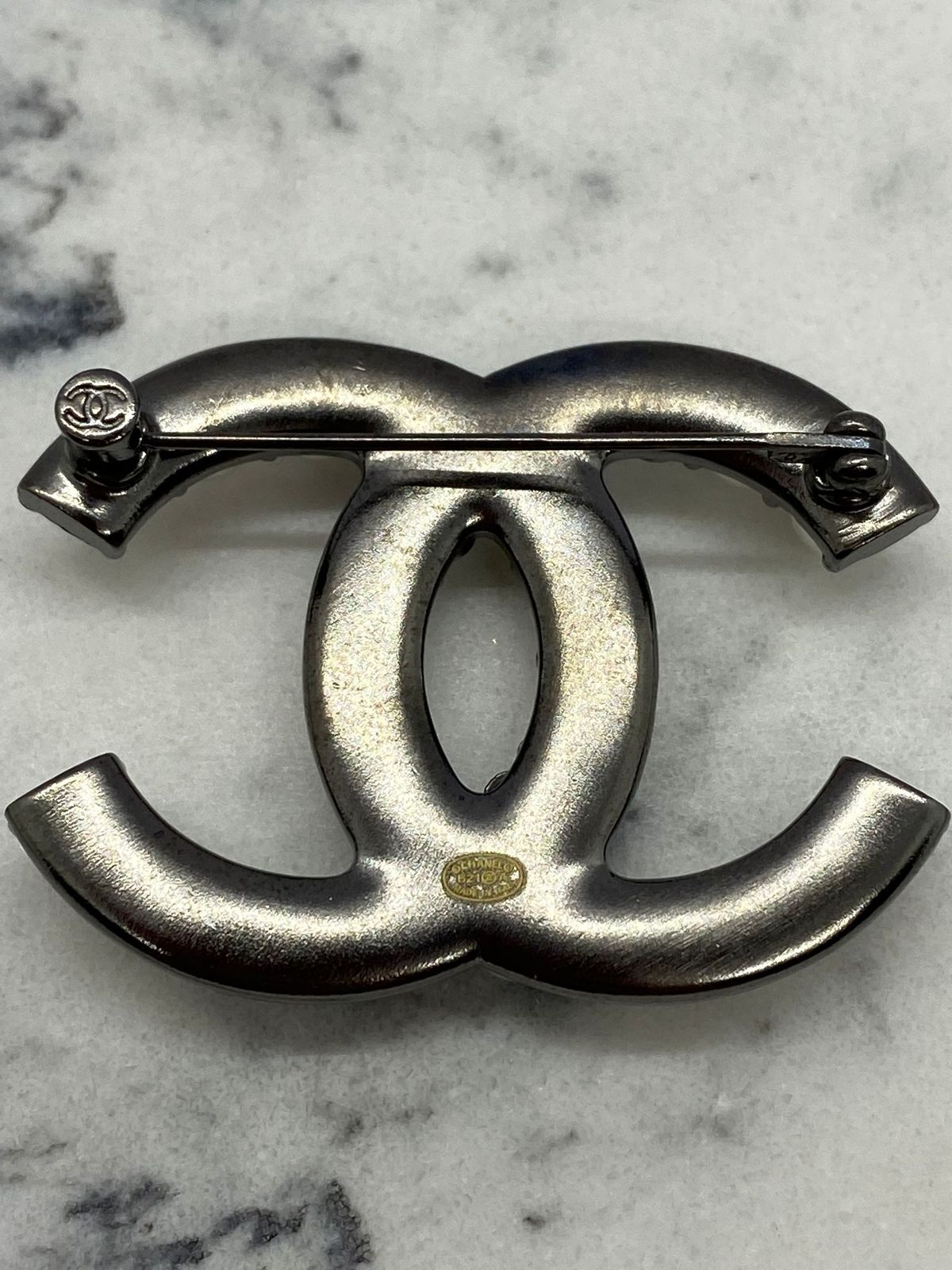 CHANEL CC Pewter Tone Brooch Pin - Pre owned