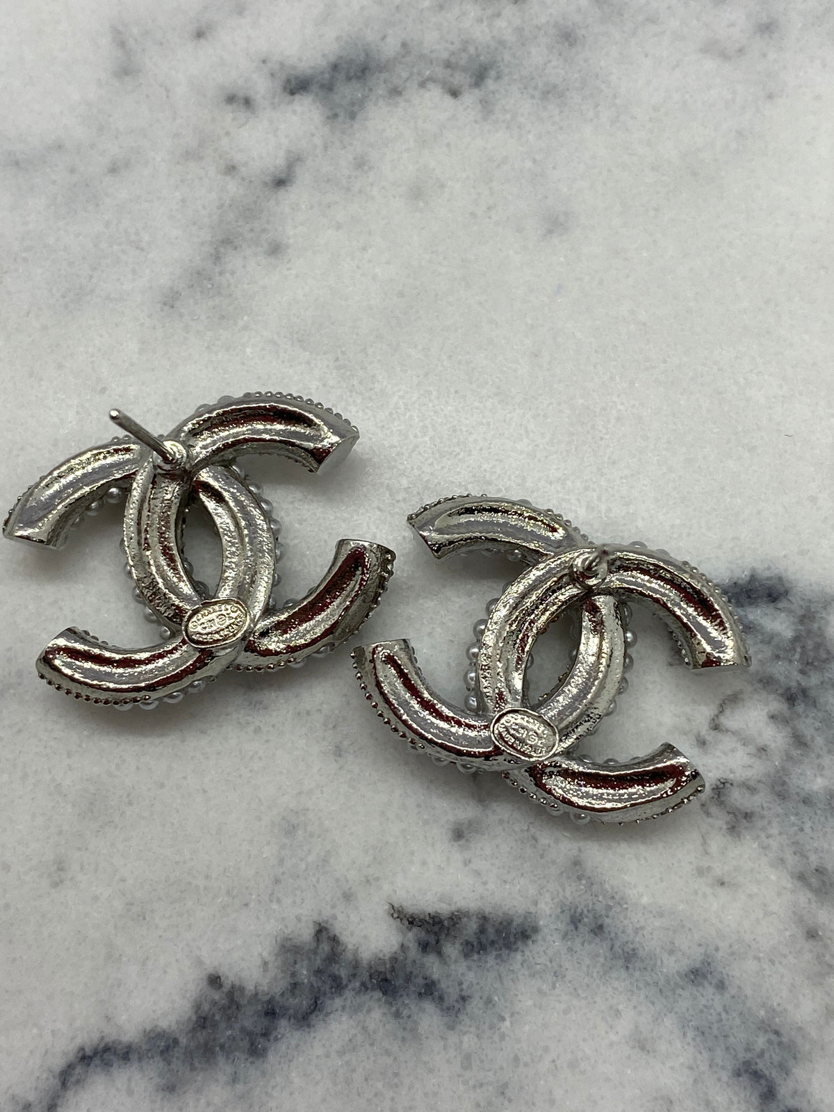 CHANEL CC Silver Tone Pearl Trim Earrings - Pre owned