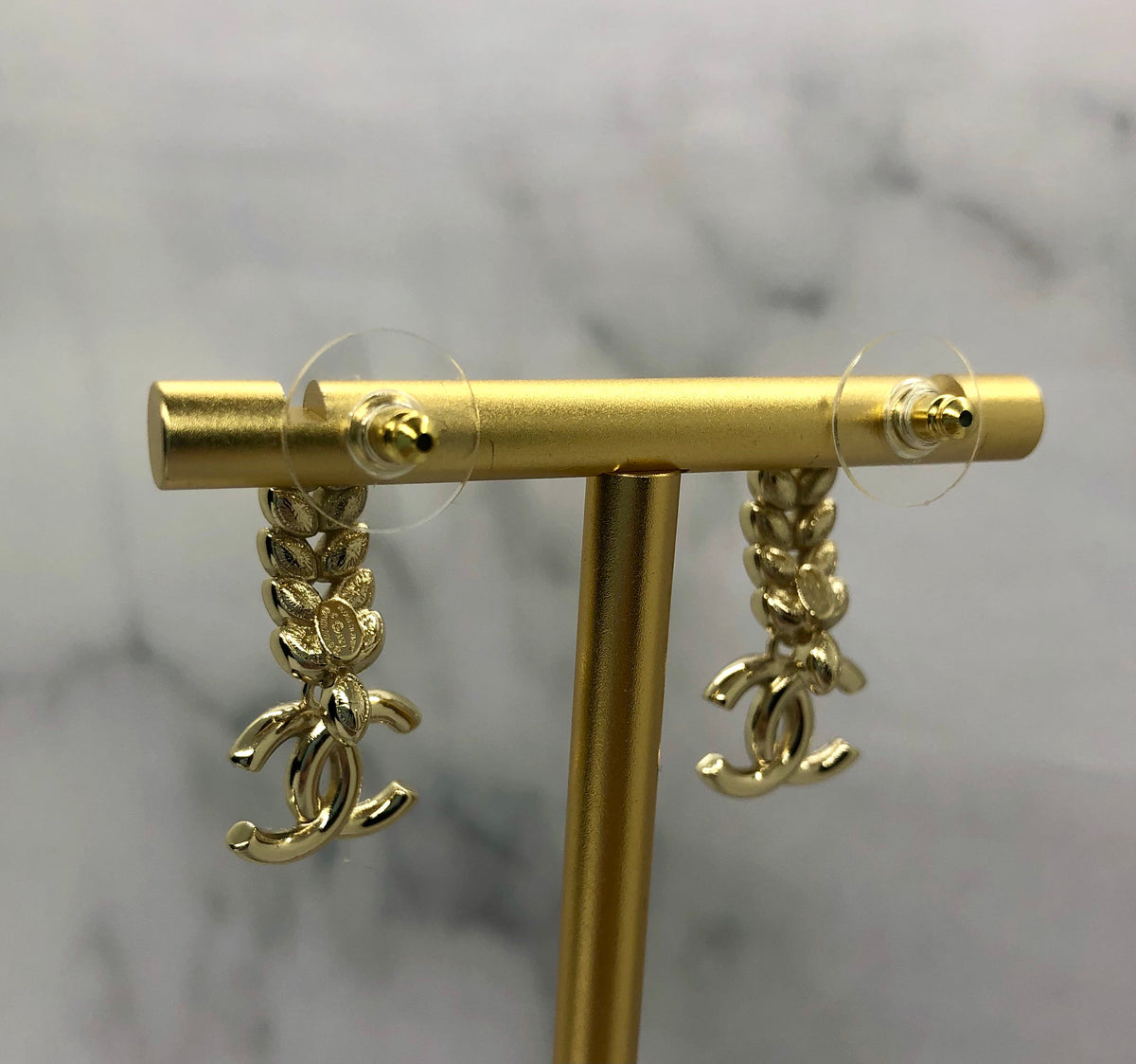 CHANEL CC Rhinestone Pendant Earrings - USED