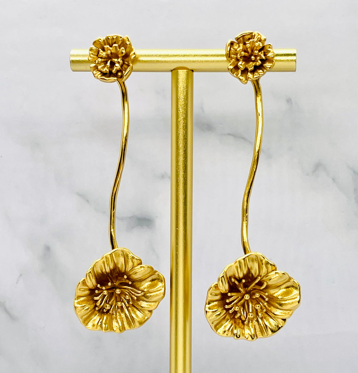 GOOSSENS Paris Poppy Pendant Earrings - Pre owned