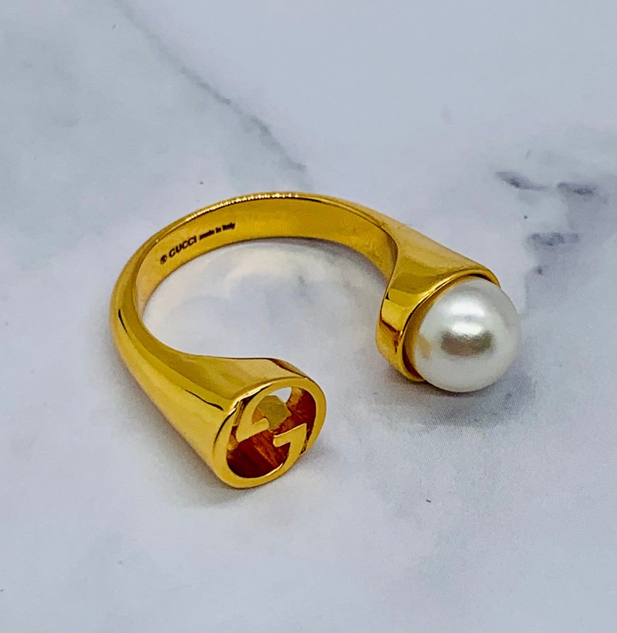 GUCCI GG Pearl Ring sz 7 adjustable - Pre owned