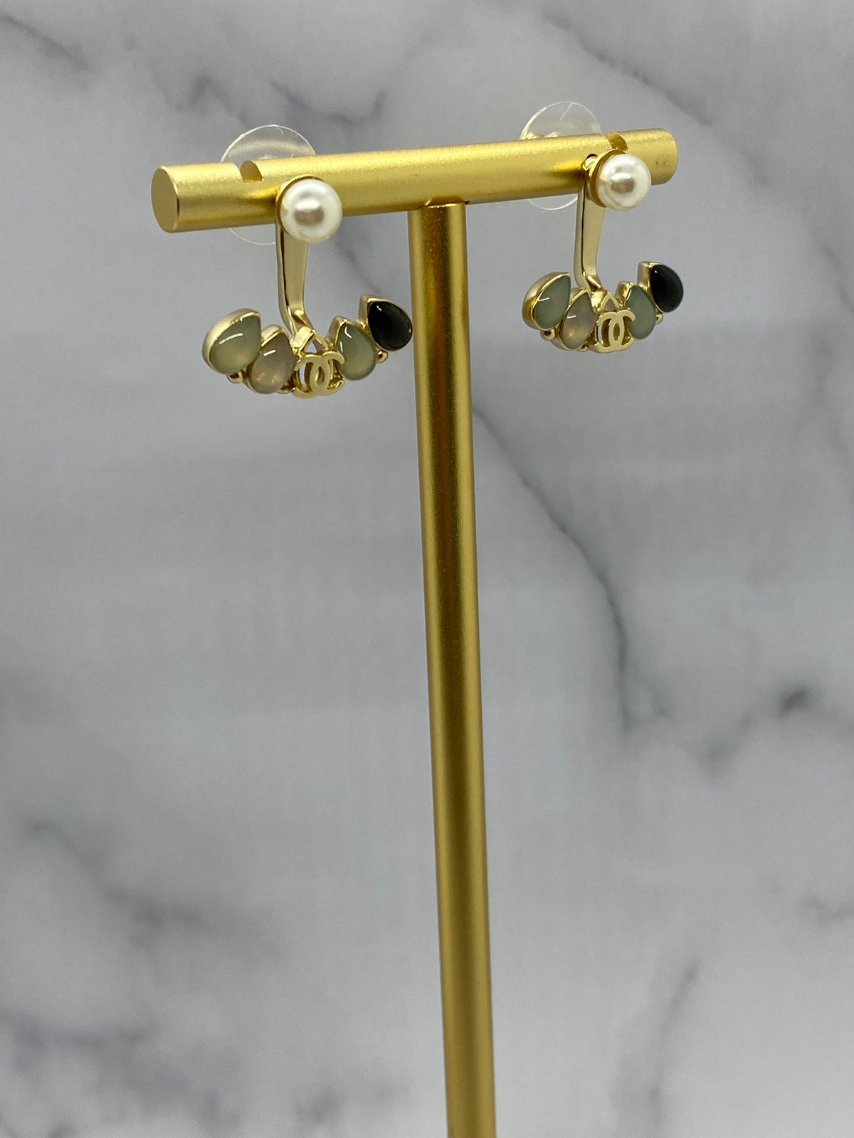 CHANEL CC Pearl & Green Stone Earrings - Pre owned