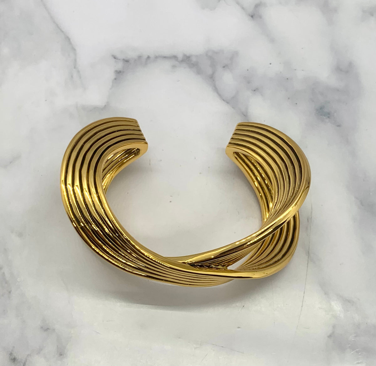 YSL YVES SAINT LAURENT Twisted Infinity Cuff Bracelet - Pre owned