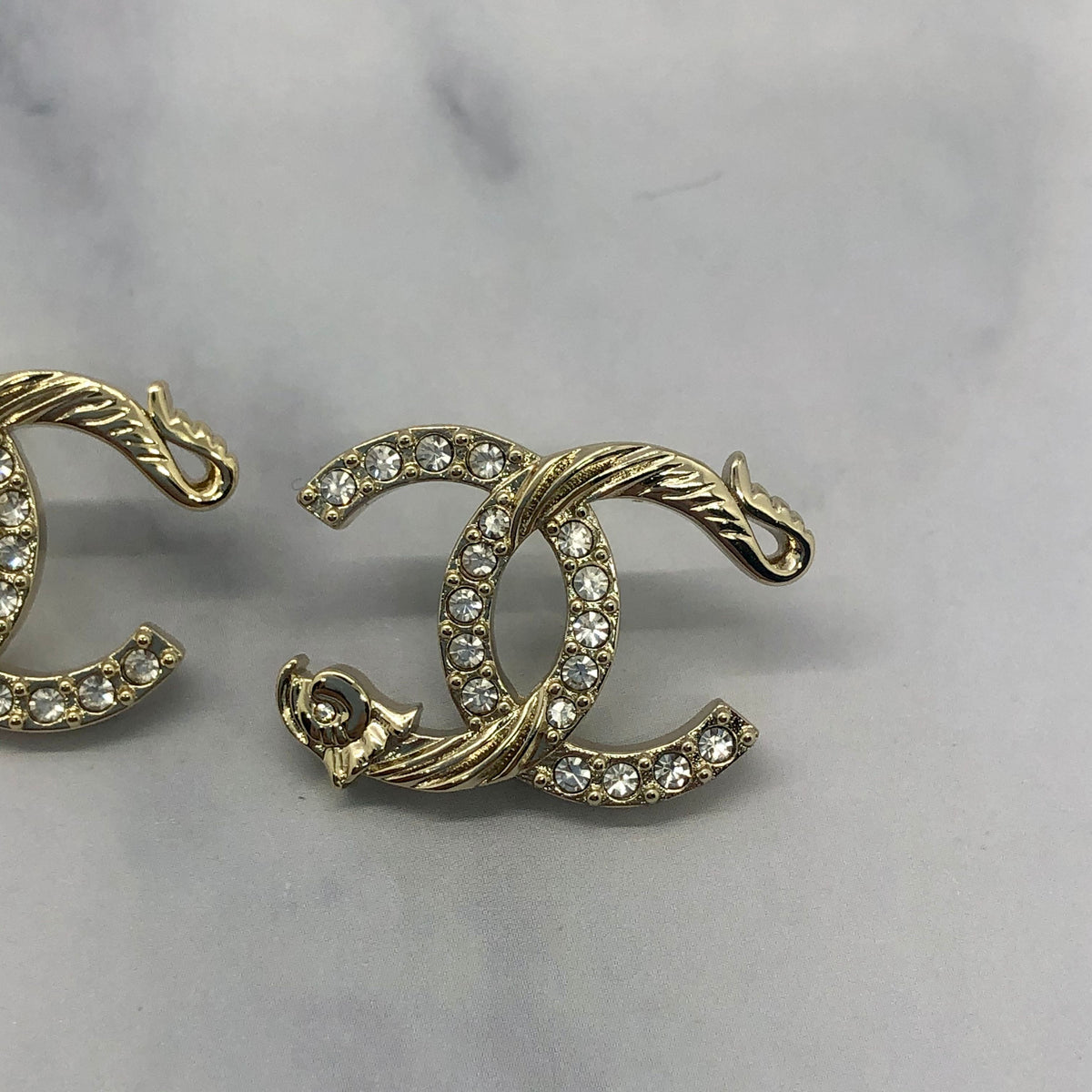 CHANEL CC Light Gold Tone Ornate Earrings - Pre owned
