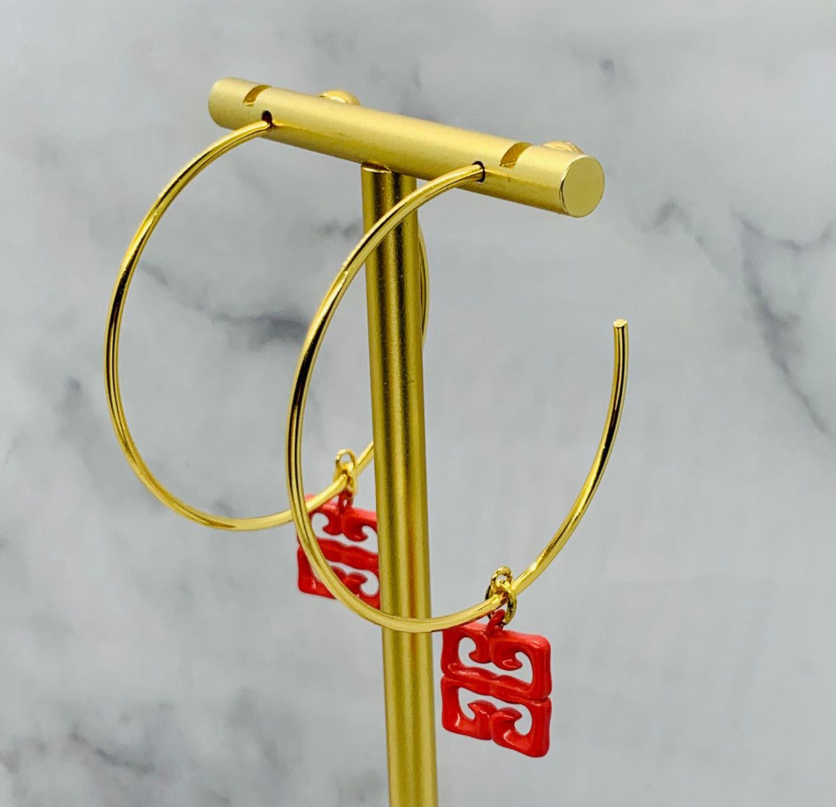 GIVENCHY Red Monogram Hoop Earrings - Pre owned
