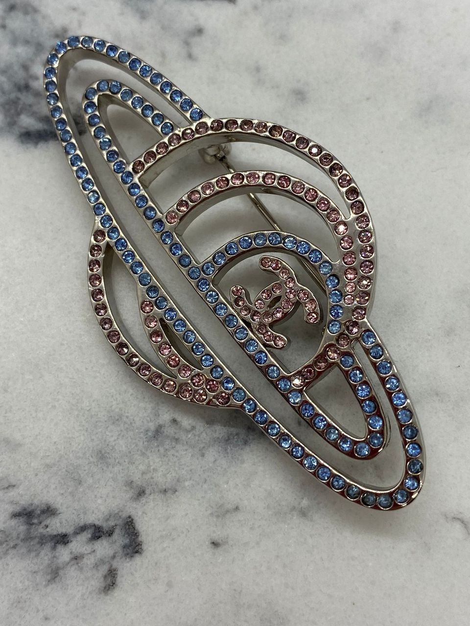 CHANEL CC 2017 Rhinestone Saturn Brooch Pin - USED