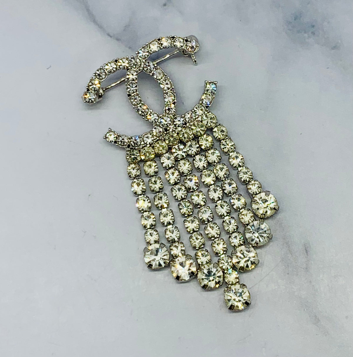 CHANEL CC Rhinestone Brooch Pin - Pre owned