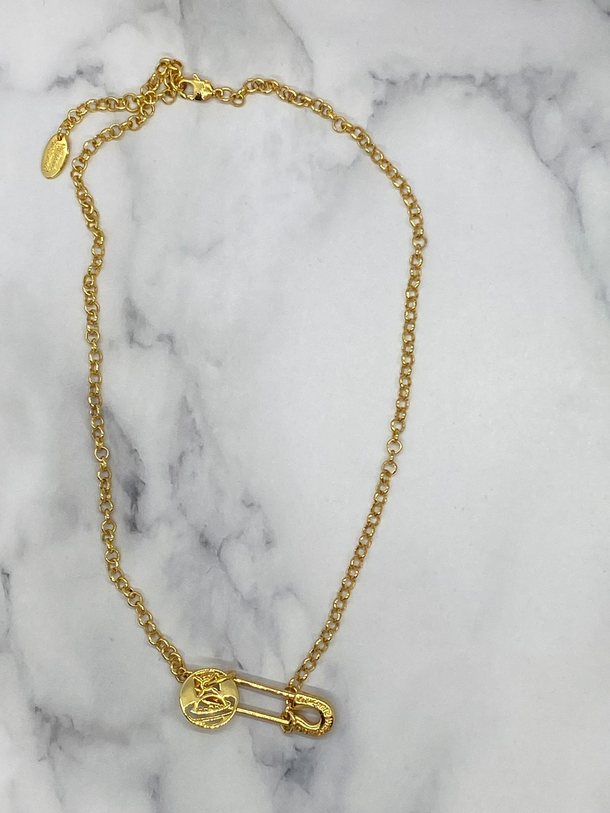 VIVIENNE WESTWOOD Gold Tone Safety Pin Charm Necklace - Pre owned