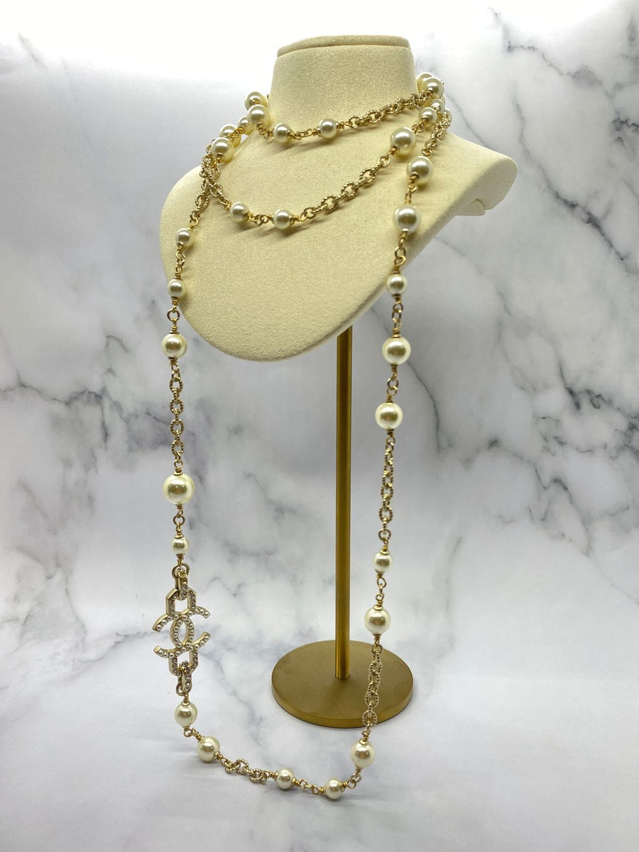 CHANEL CC Pearl Wrap Around Necklace - Damaged