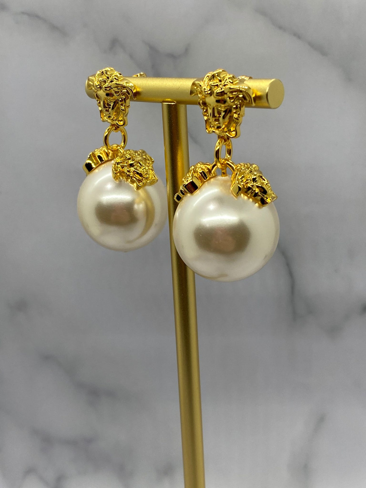 VERSACE Medusa Pearl Pendant Earrings - Pre owned