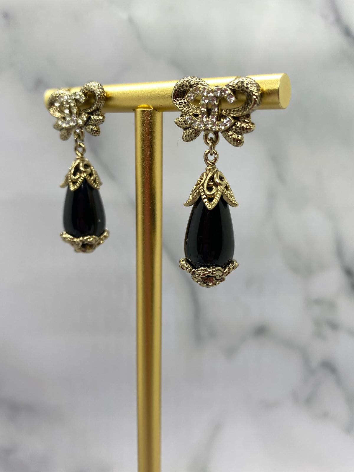 CHANEL CC 2009 Black Pendant Earrings - USED