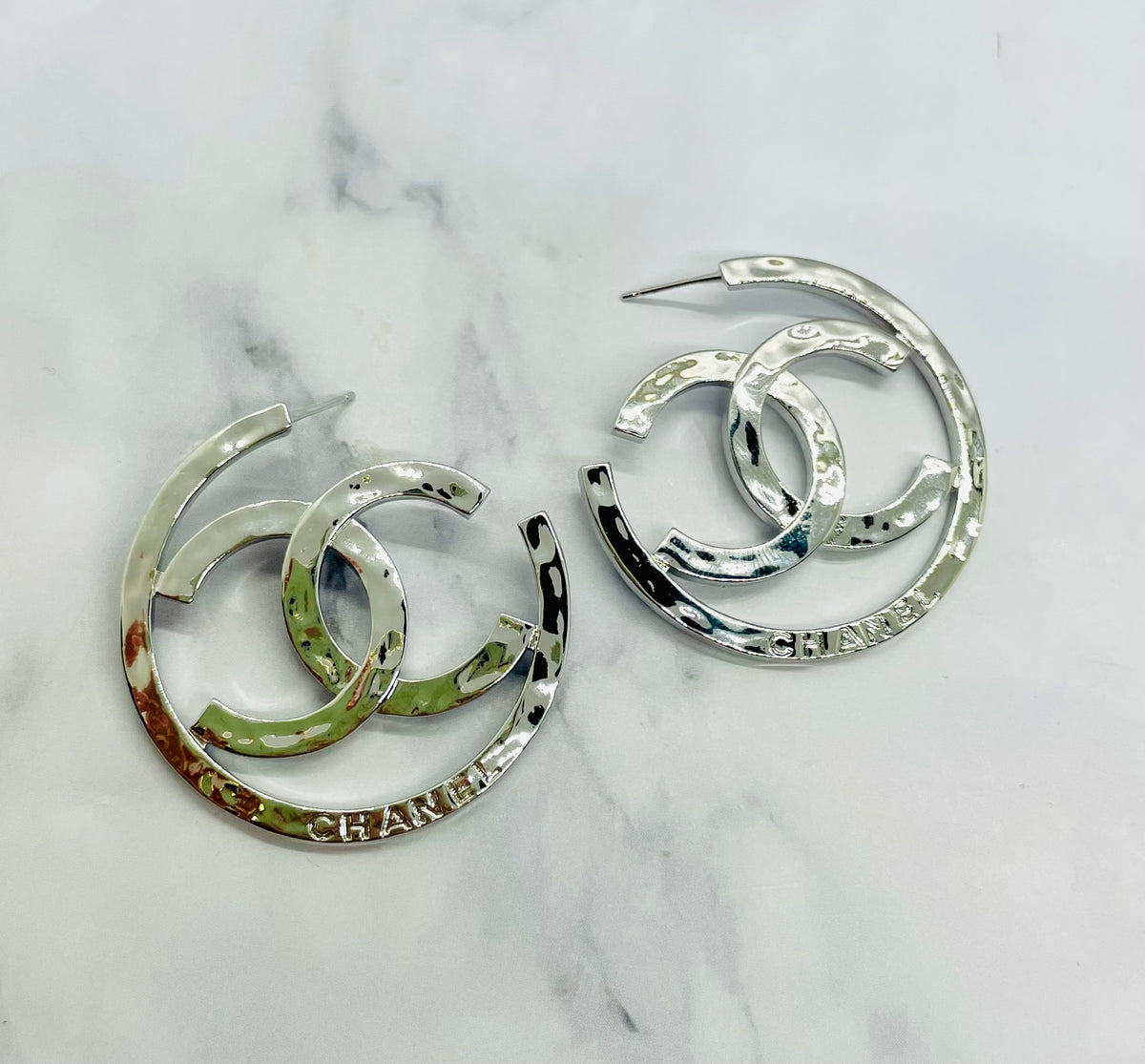 CHANEL CC Silver Tone Hoop Earrings - Pre owned