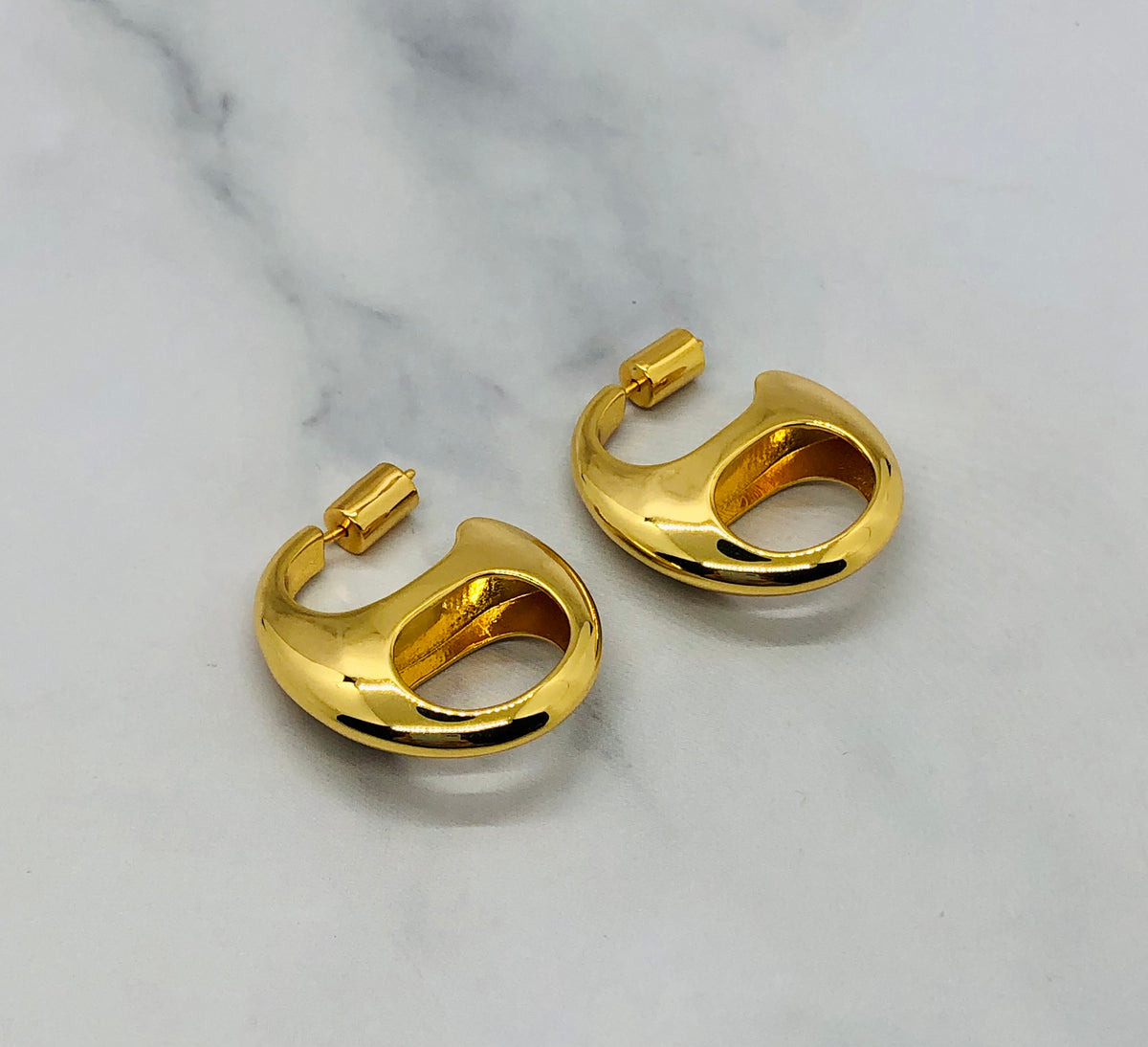 KHEMIA Luxury Design Earrings - Pre owned