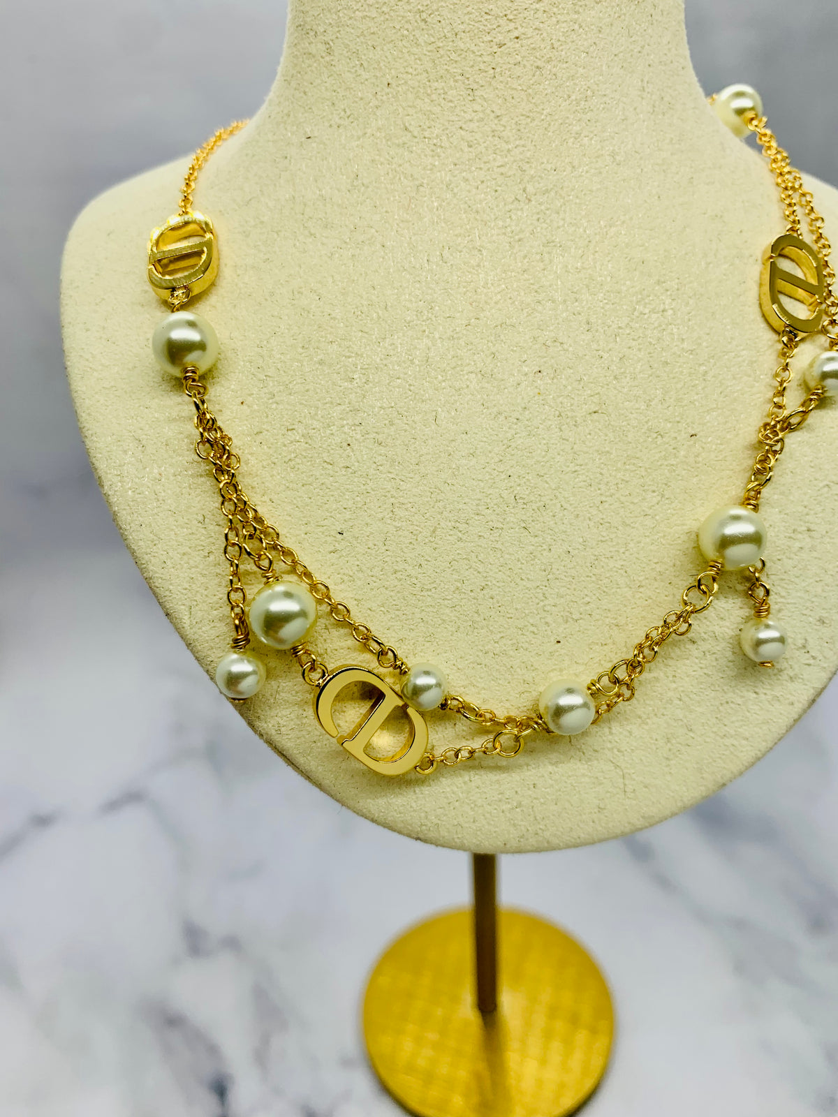 CHRISTIAN DIOR CD Pearl Statement Necklace - Pre owned