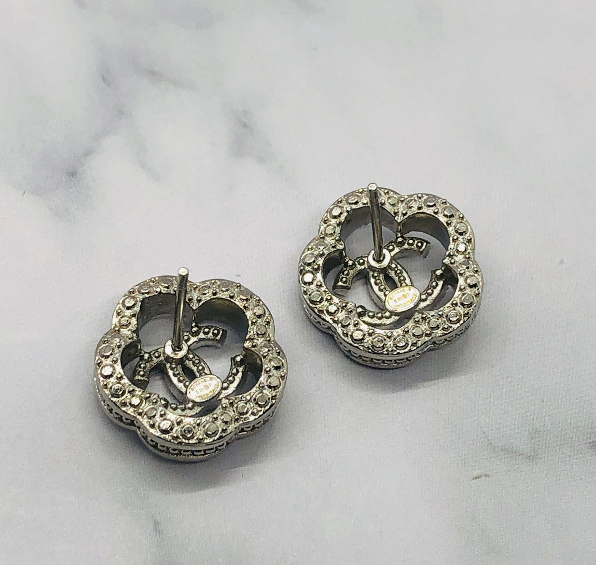 CHANEL CC Rhinestone Flower Earrings - USED