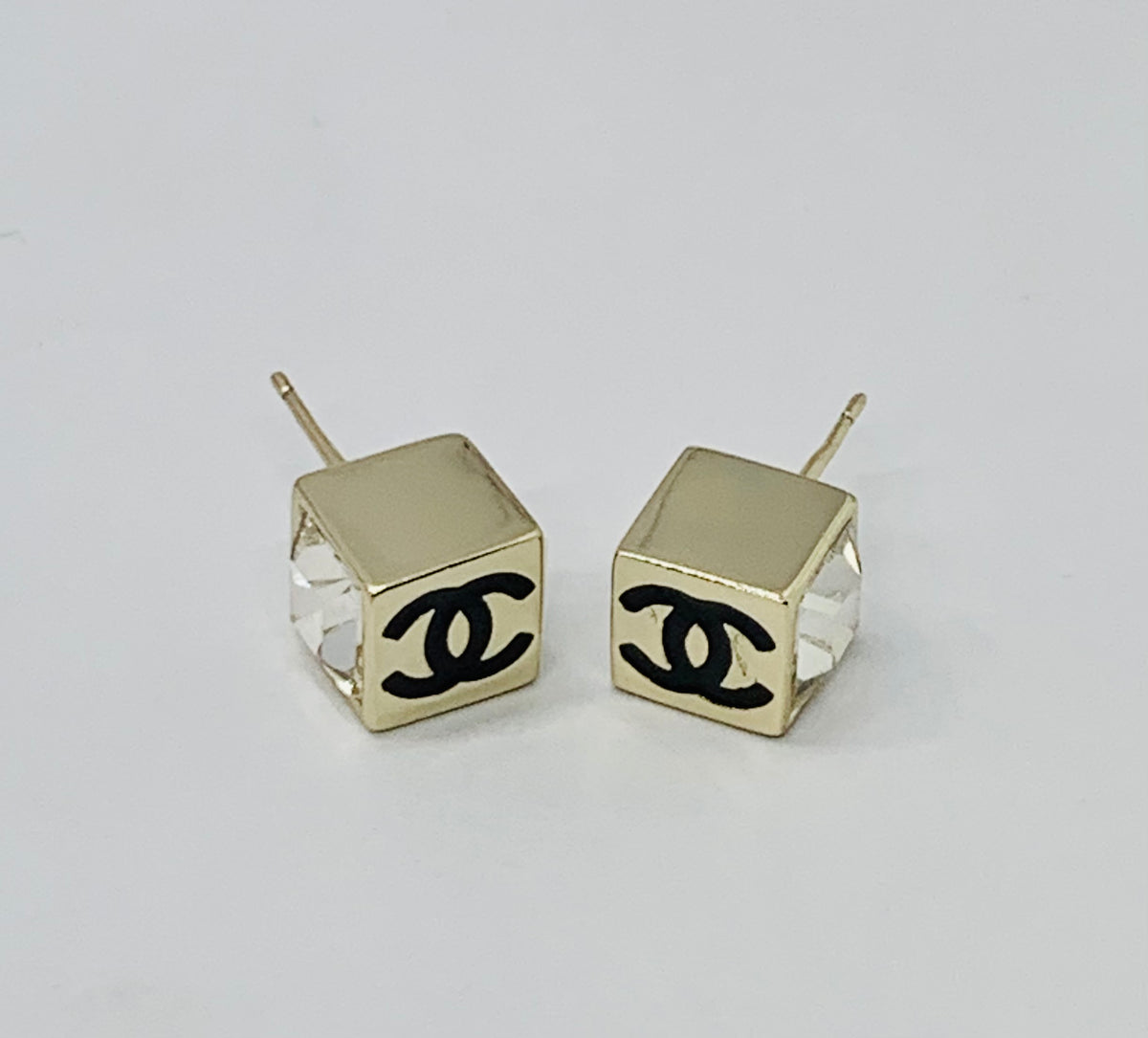 CHANEL CC Cube Rhinestone Earrings - USED