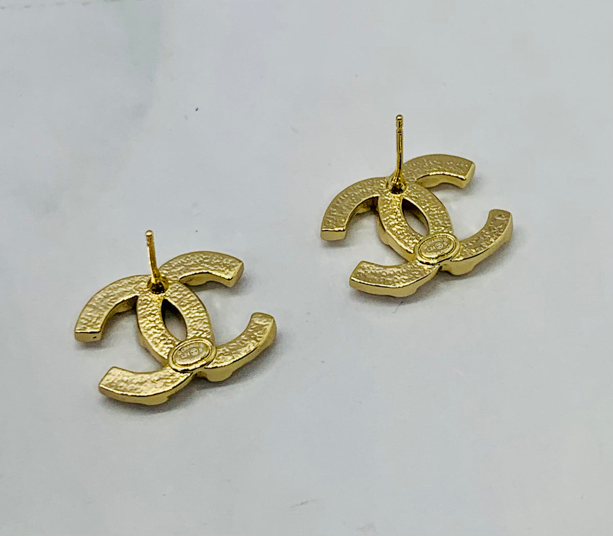 CHANEL CC Gold Tone Rhinestone Earrings - Pre owned