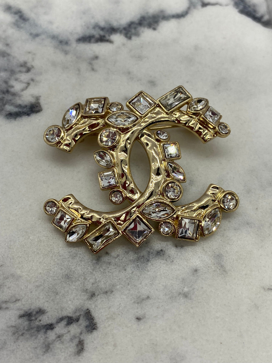 CHANEL CC Gold Tone Rhinestone Brooch Pin - USED
