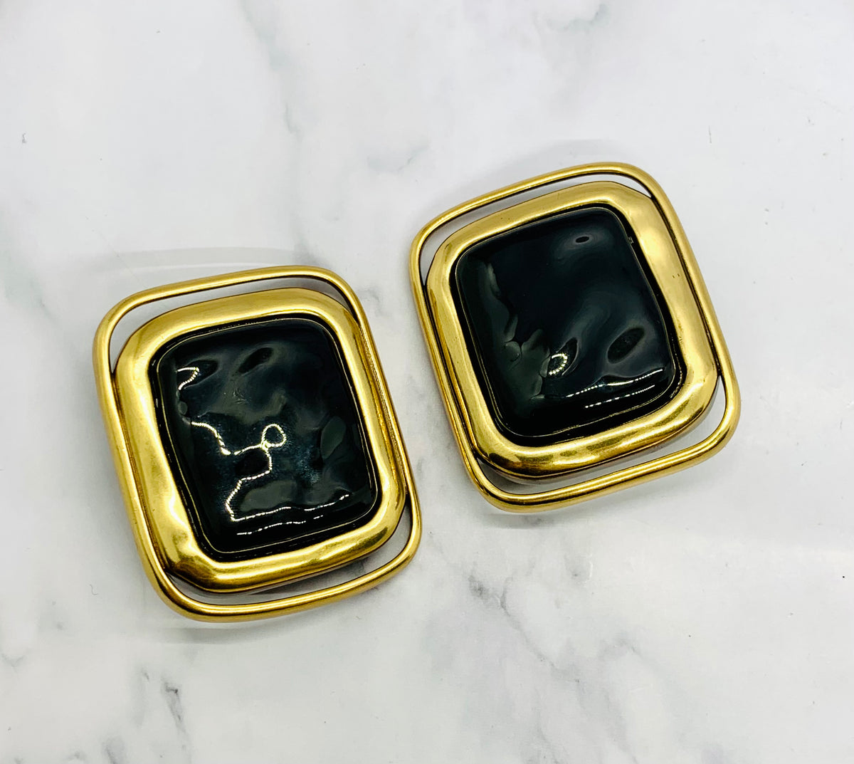 YSL YVES SAINT LAURENT Black Clip On Earrings - Pre owned