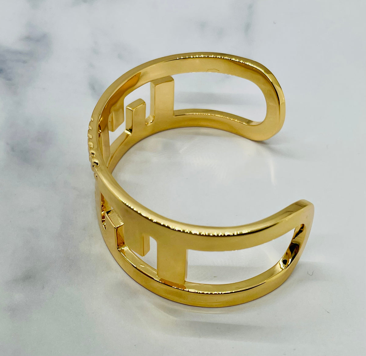 FENDI F Gold Tone Cuff Bracelet - Pre owned