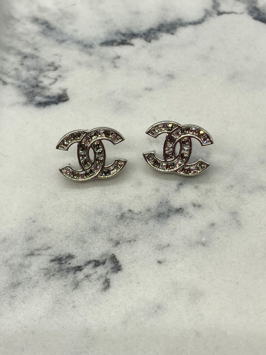 CHANEL CC Silver Tone Small Rhinestone Earrings - Pre owned