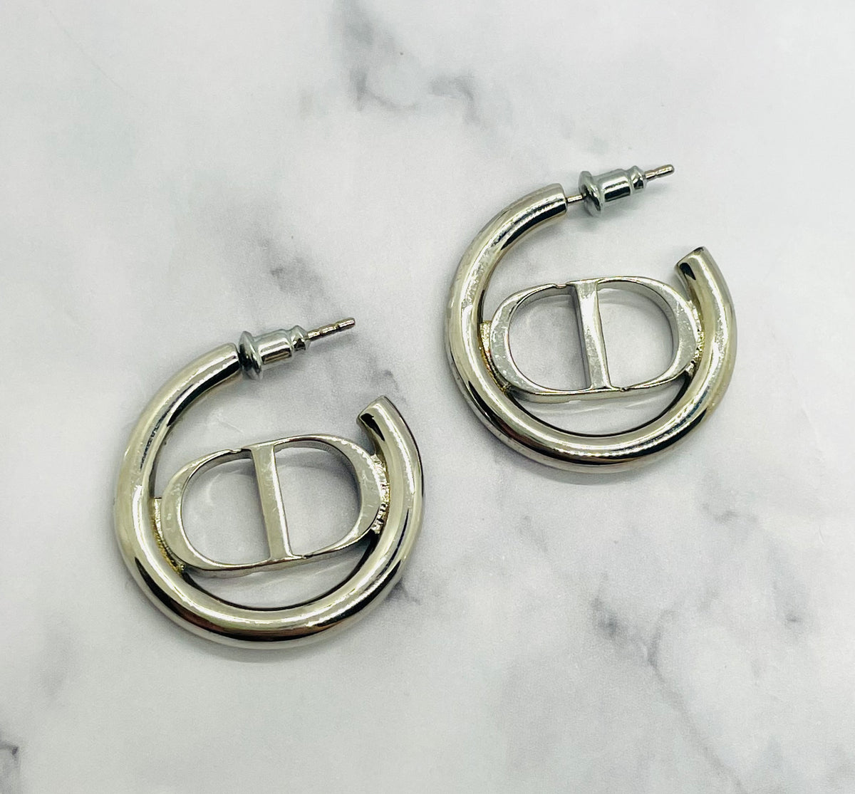 CHRISTIAN DIOR CD Silver Tone Hoop Earrings - Pre-Owned