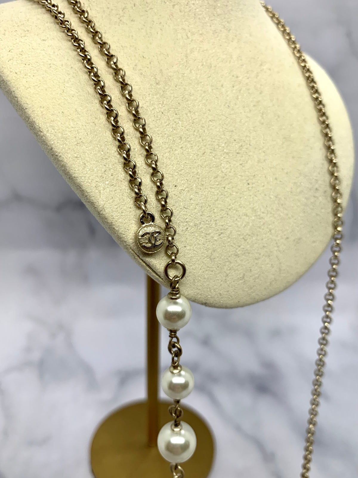 CHANEL CC 2014 Crescent Moon Necklace - Pre owned