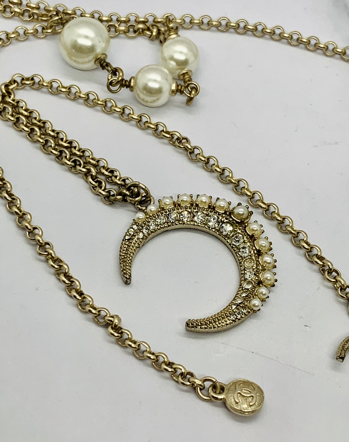 CHANEL CC 2014 Crescent Moon Necklace - Pre owned