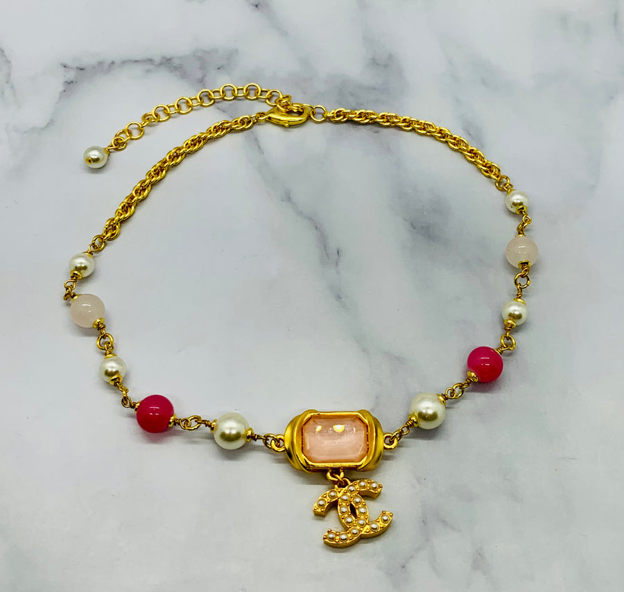 CHANEL CC Pink Rhinestone Necklace - Pre owned