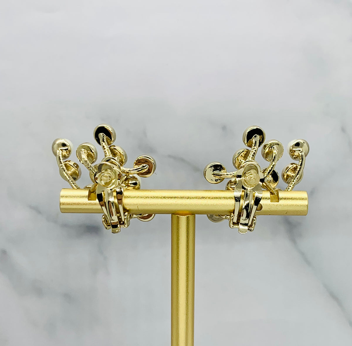 CHRISTIAN DIOR Rhinestone Cluster Clip On Earrings - Pre owned