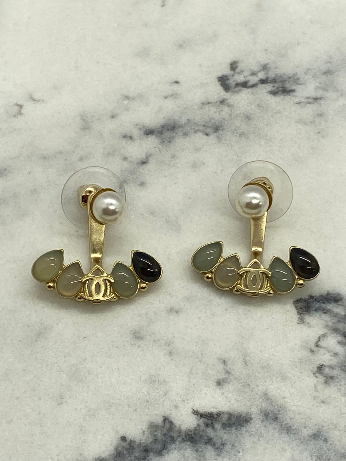 CHANEL CC Pearl & Green Stone Earrings - Pre owned