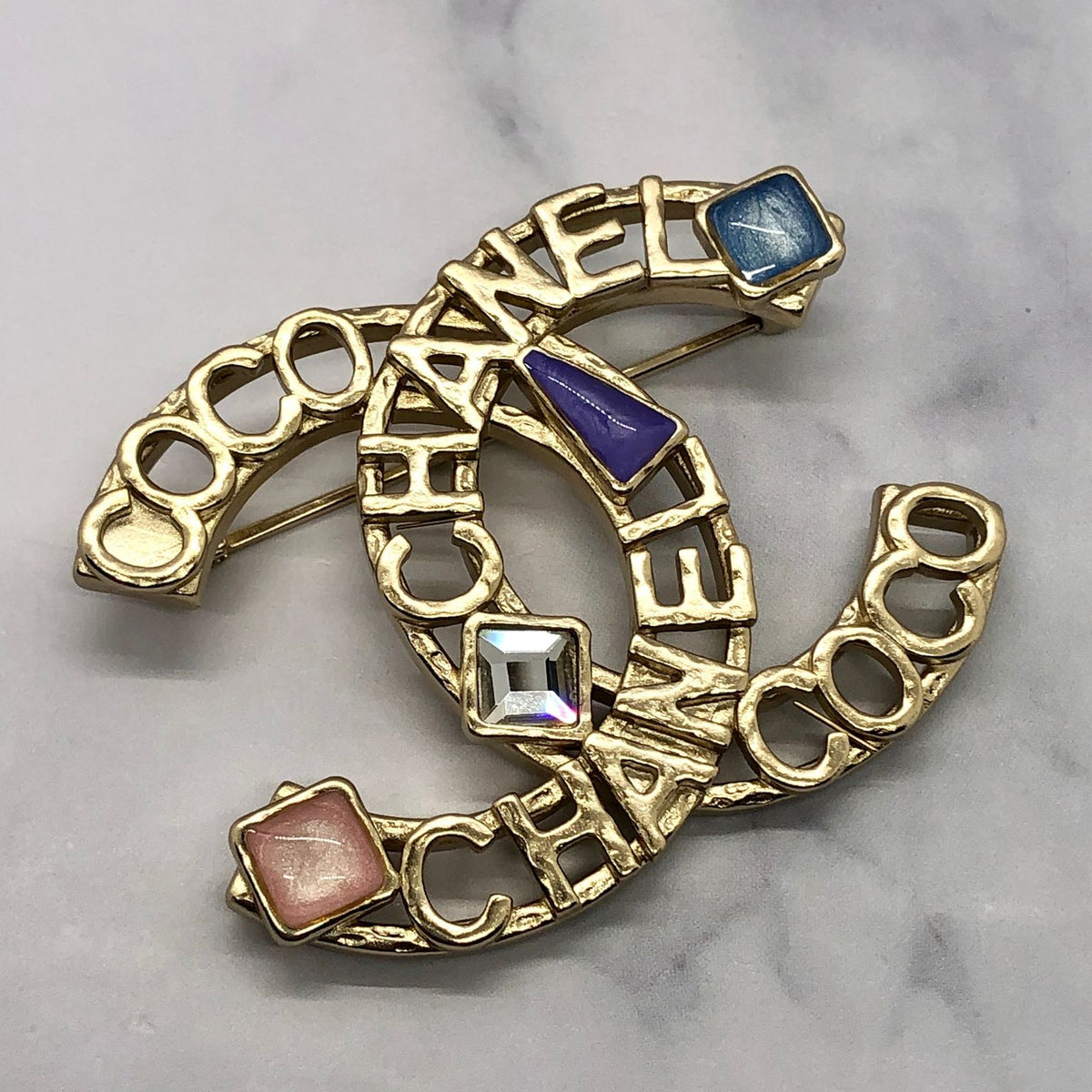 CHANEL CC Colored stoned monogram Brooch Pin - pre owned