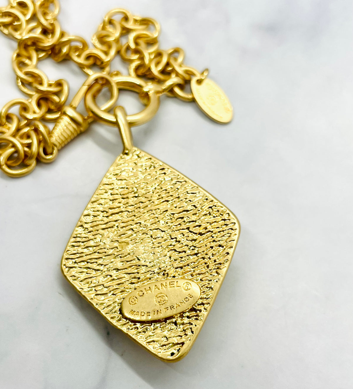 CHANEL CC Vintage 80s Pendant Necklace - Pre owned