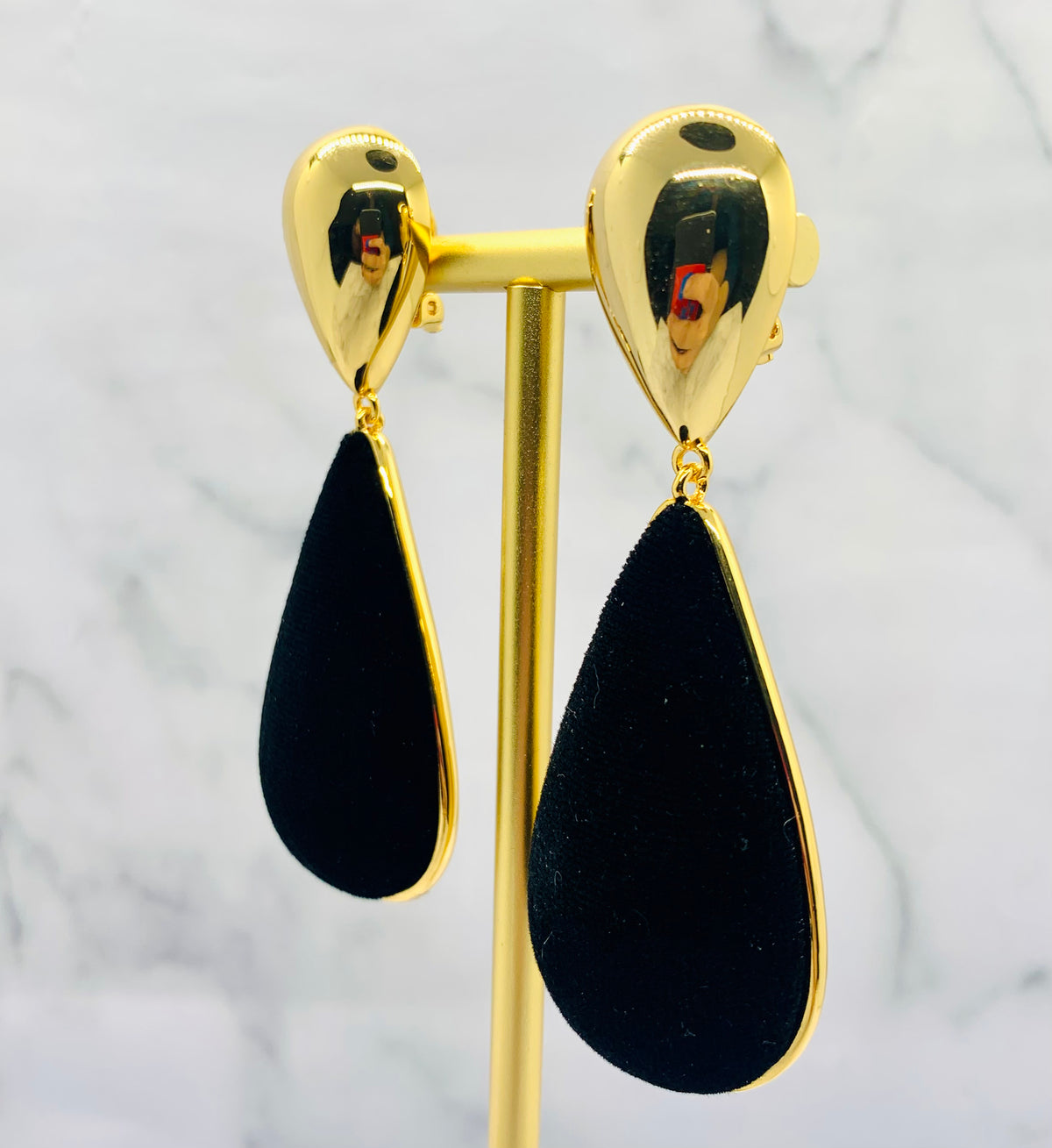 YSL YVES SAINT LAURENT Velvet Tear Clip On Earrings - Pre owned