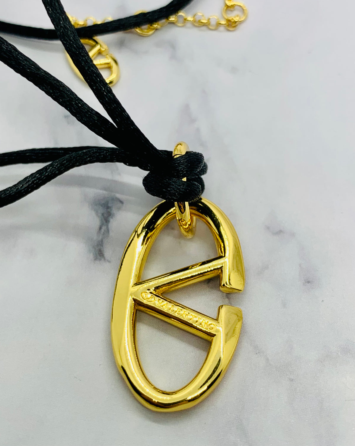 VALENTINO V Black Rope Necklace - Pre owned