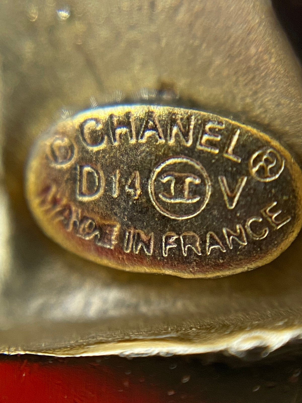 CHANEL CC Gold Rhinestone Gun Ring - Size 7 M