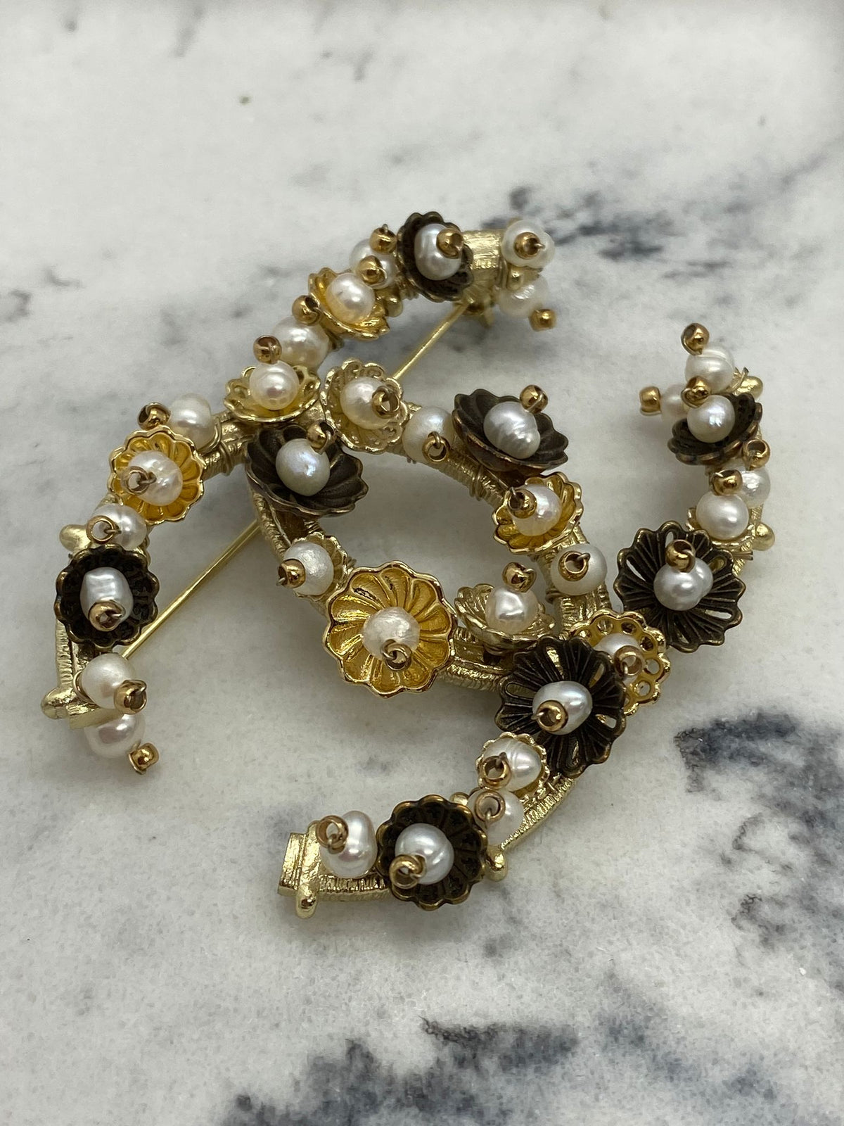 CHANEL CC 2017 Flower Brooch Pin - USED