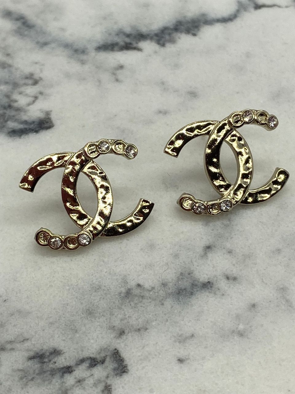 CHANEL CC Light Gold Rhinestone Small Earrings - USED
