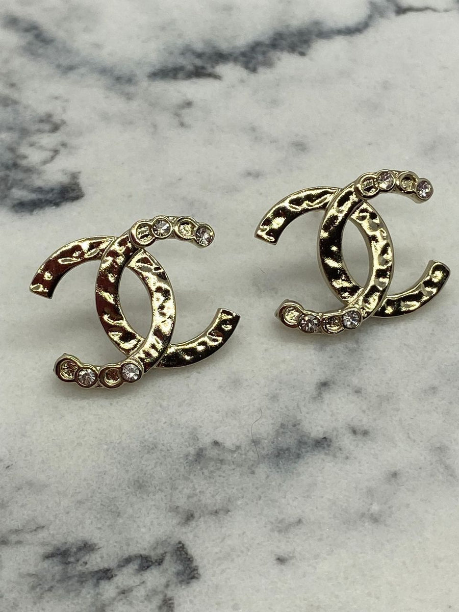 CHANEL CC Light Gold Rhinestone Small Earrings - USED