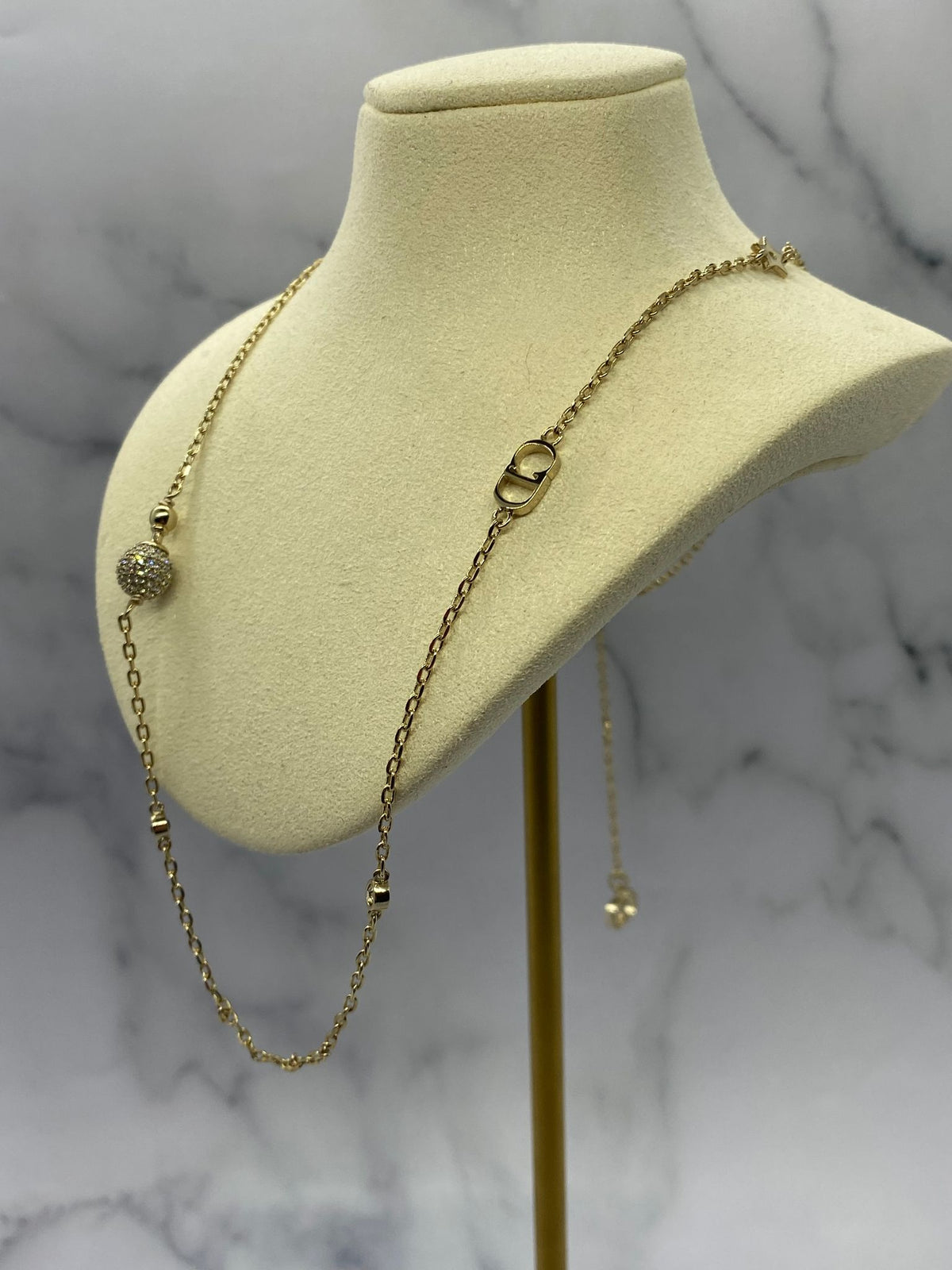 CHRISTIAN DIOR CD Light Gold Tone Chain Necklace - Pre owned