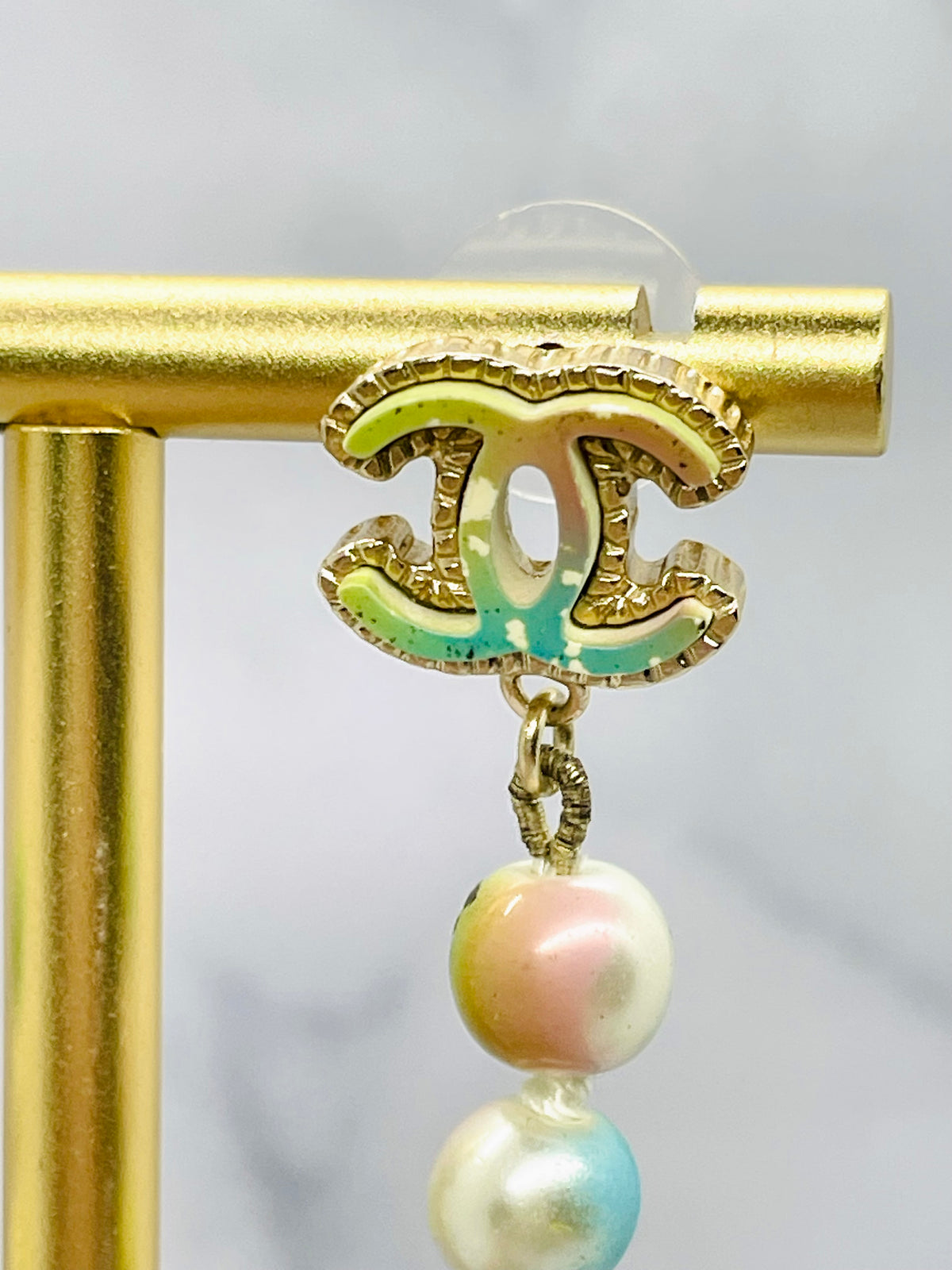 CHANEL CC 2017 Vintage Colorful Pearl Pendant Earrings - USED