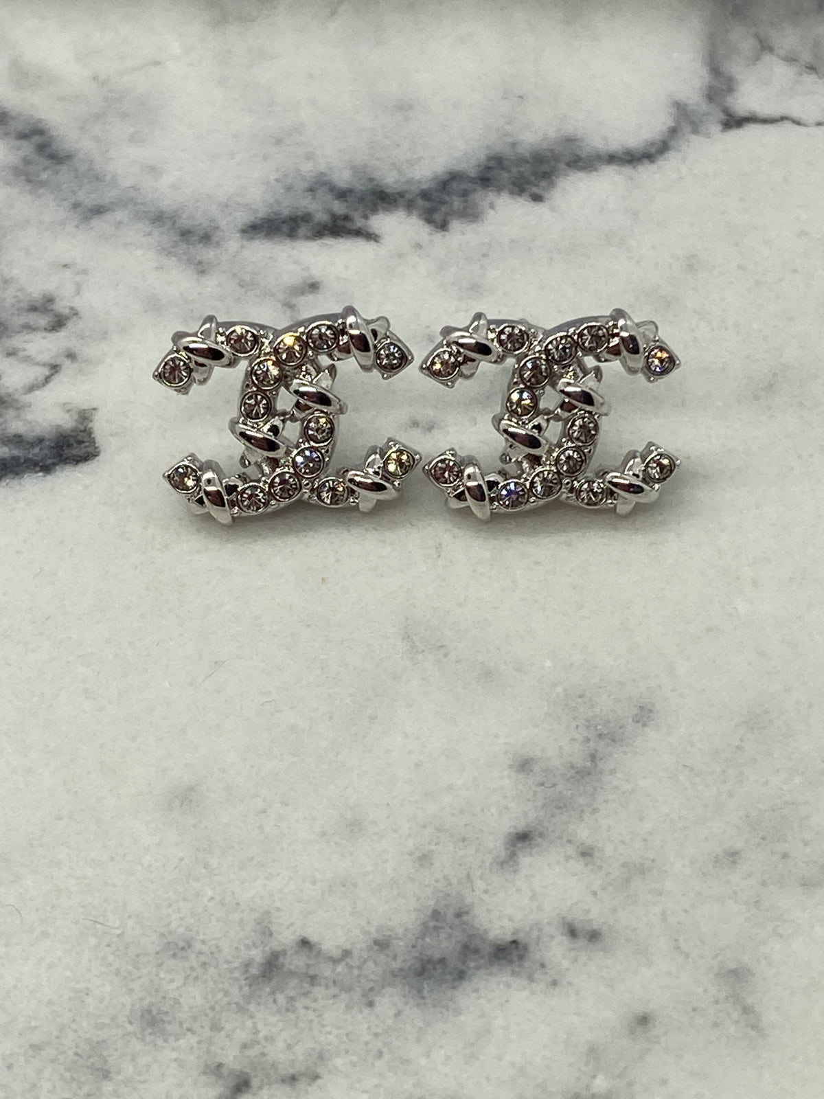 CHANEL CC Silver Tone Rhinestone Earrings - Pre owned