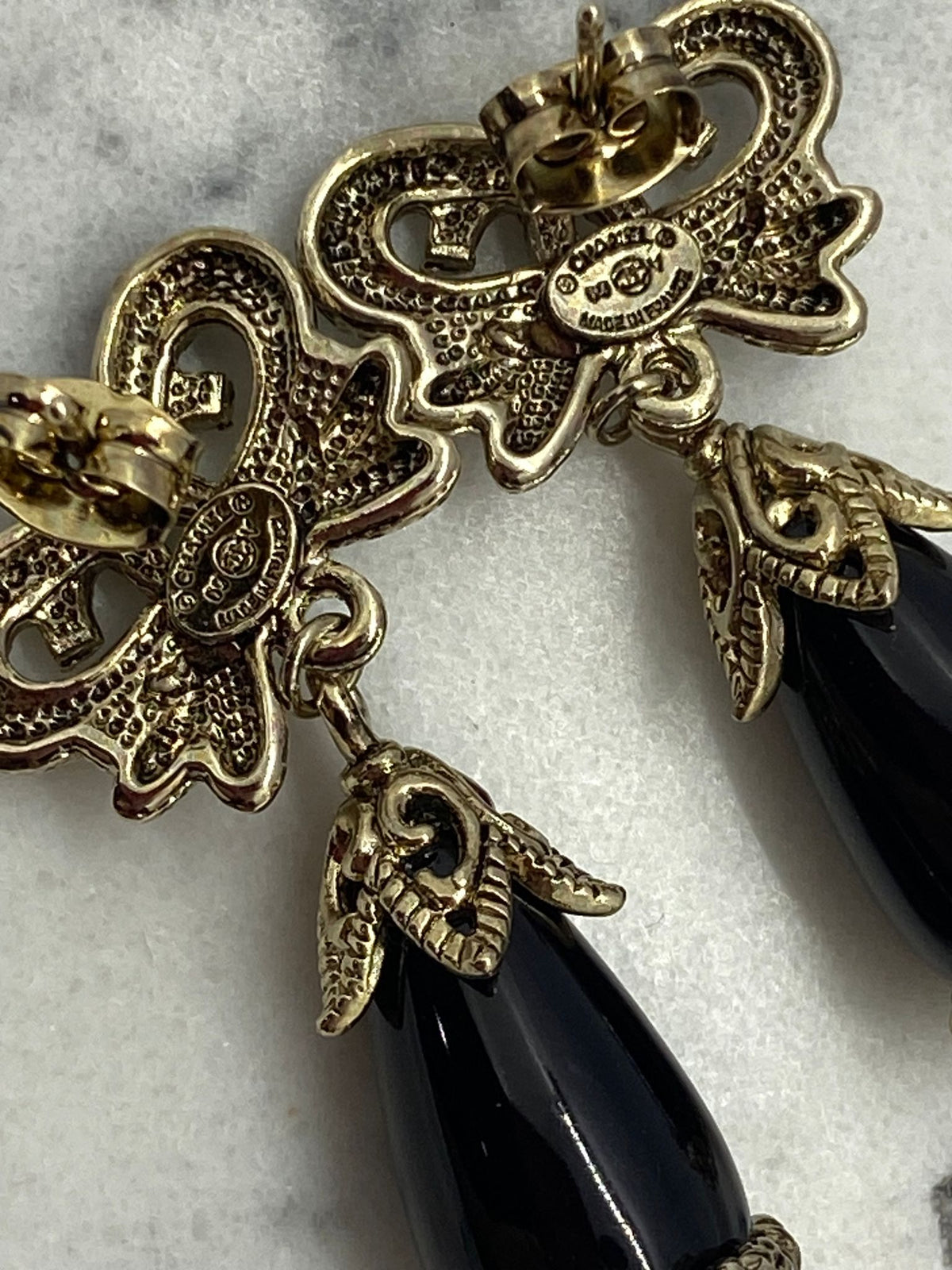CHANEL CC 2009 Black Pendant Earrings - USED
